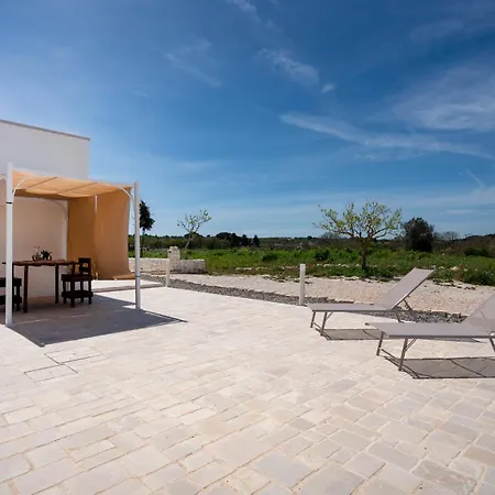 Trullo Cargiulo: Rustic Elegance In