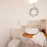 Appartamento Trullo Cargiulo: Rustic Elegance In