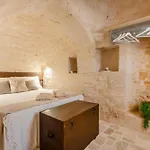 Appartamento Trullo Cargiulo: Rustic Elegance In