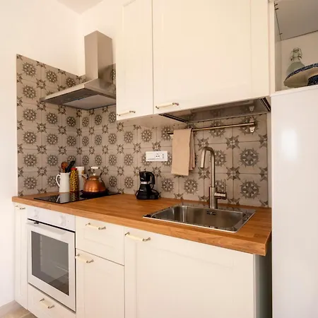 Trullo Cargiulo: Rustic Elegance In