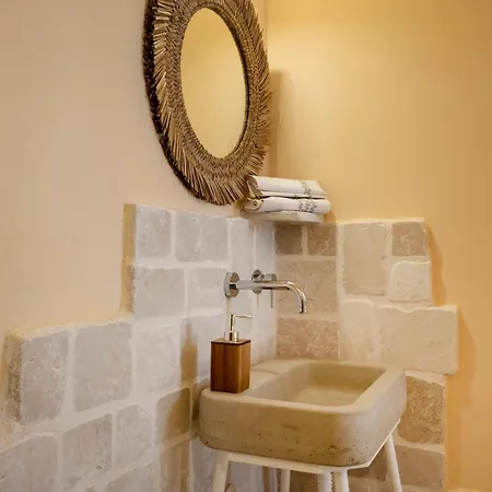 Apartment Trullo Cargiulo: Rustic Elegance In