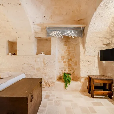 Apartment Trullo Cargiulo: Rustic Elegance In Martina Franca