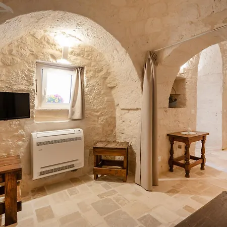 Trullo Cargiulo: Rustic Elegance In Martina Franca