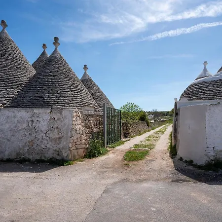 Guesthost - Trullo Cargiulo - Rustic Elegance * Martina Franca